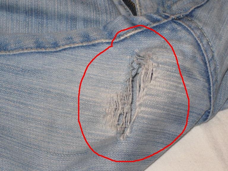 ПОДРОСТКОВАЯПРЕДАННОСТЬ - Эмма Стоун трахнута сквозь порванные обтягивающие джинсы
