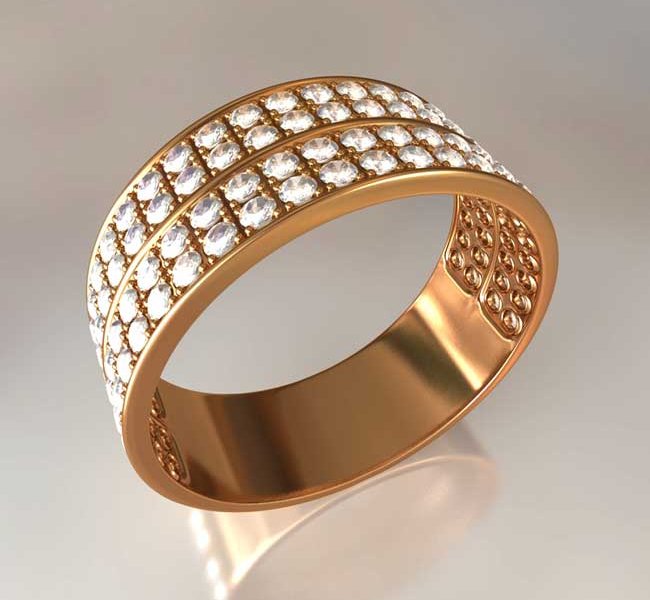 Широкое золотое кольцо с одним камнем